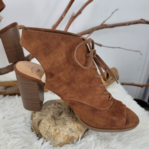 Gapālaceāupāleatherāsandals - Picture 9 of 11